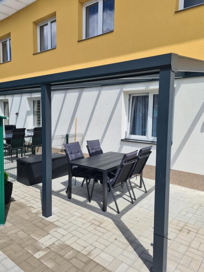 Apartman Kuba Frymburk Eksteriør billede